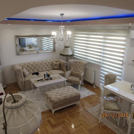 Apartman Tea 2 Banja Luka Exteriör bild
