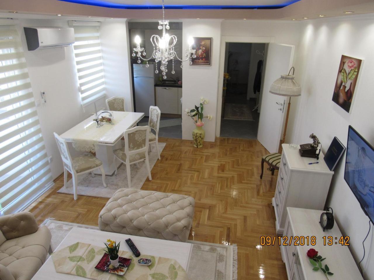 Apartman Tea 2 Banja Luka Exteriör bild